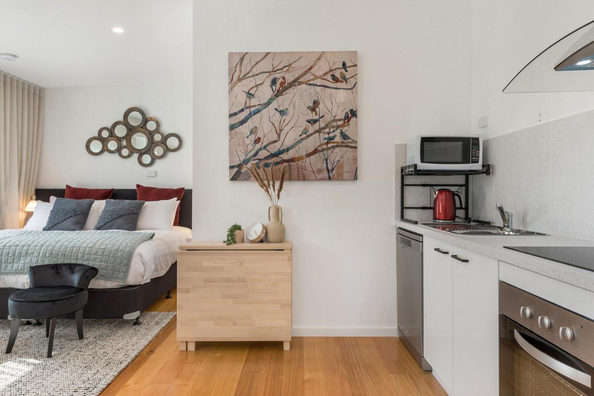 Comfy Studio With Shared Backyard Near Racecourse Carnegie エクステリア 写真